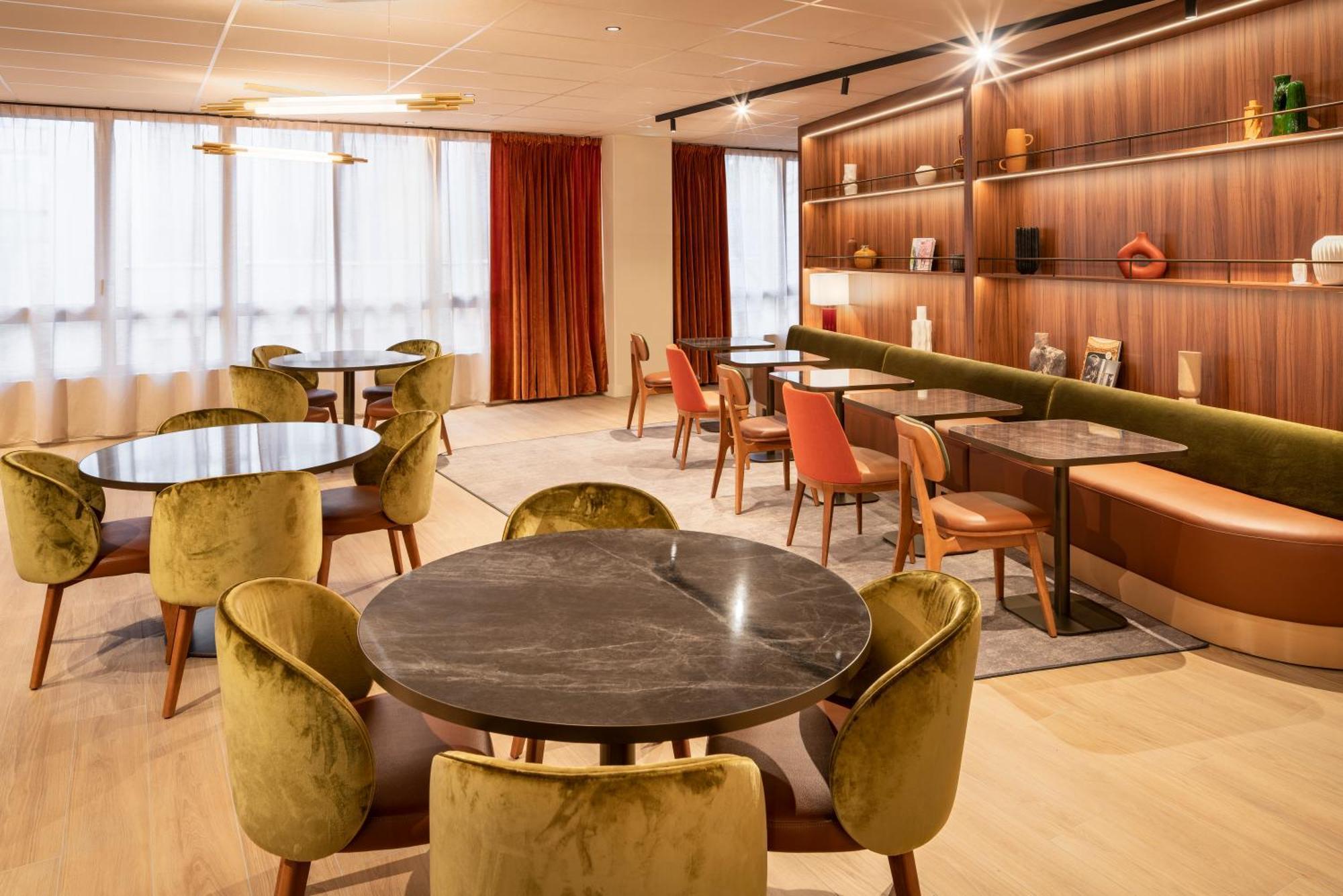 Novotel Paris La Defense Нантер Екстериор снимка