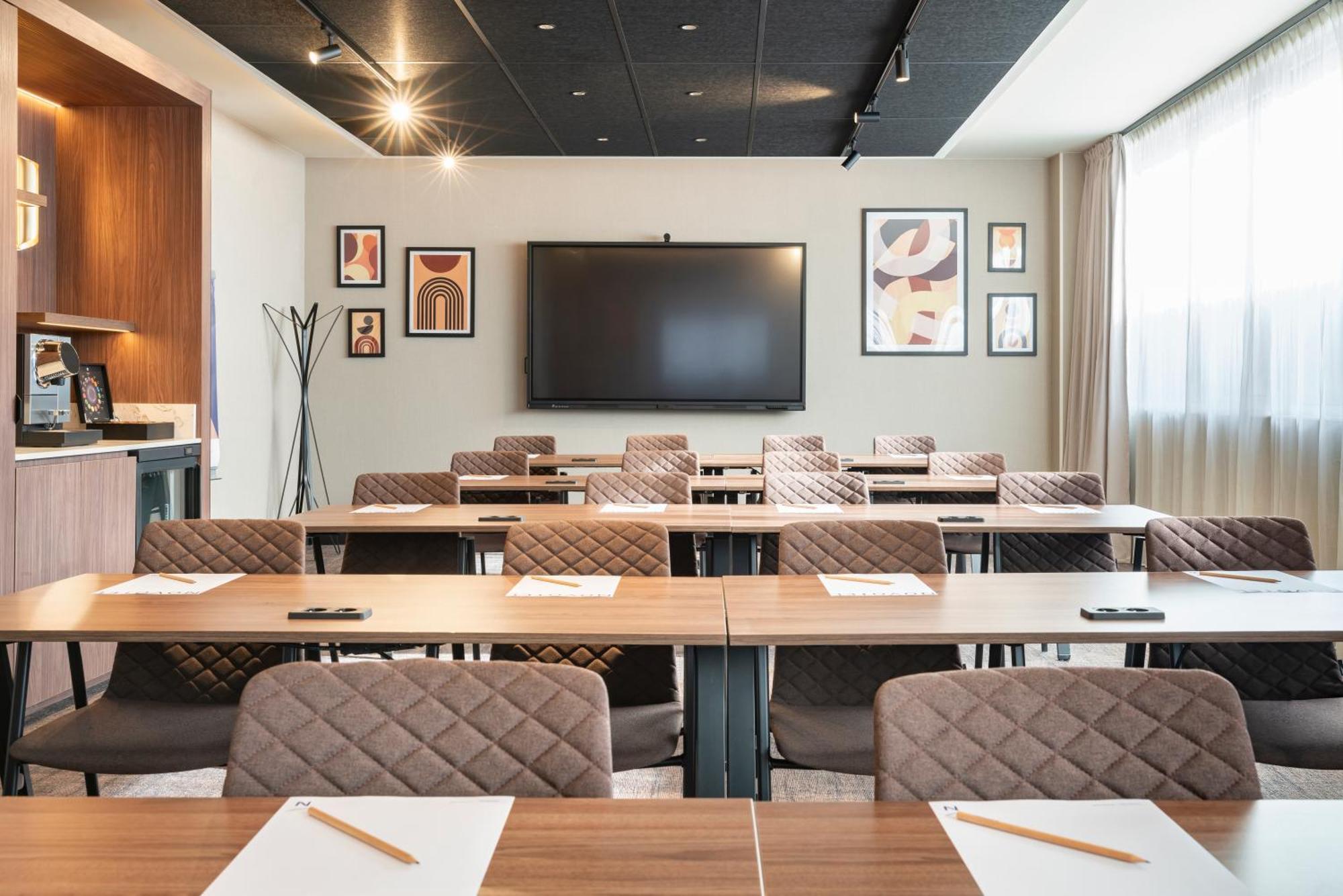 Novotel Paris La Defense Нантер Екстериор снимка