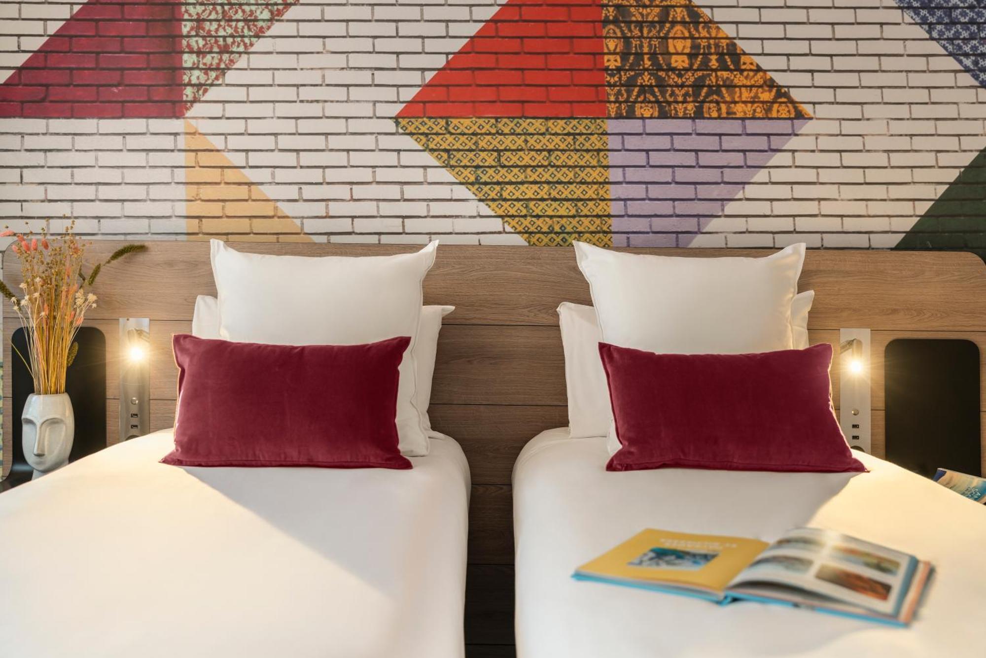 Novotel Paris La Defense Нантер Екстериор снимка