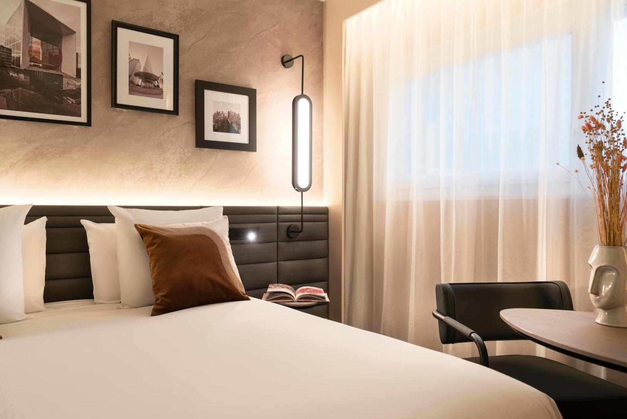 Novotel Paris La Defense Нантер Екстериор снимка