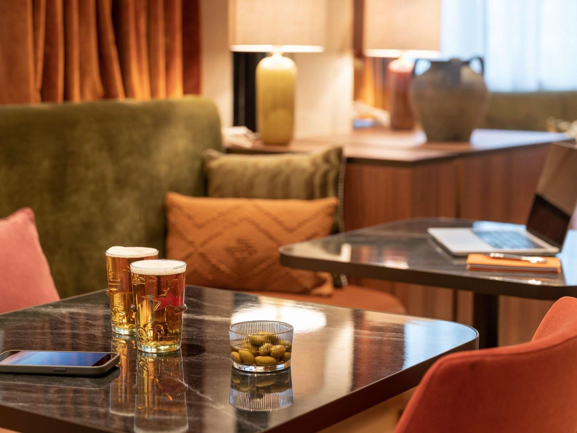 Novotel Paris La Defense Нантер Екстериор снимка