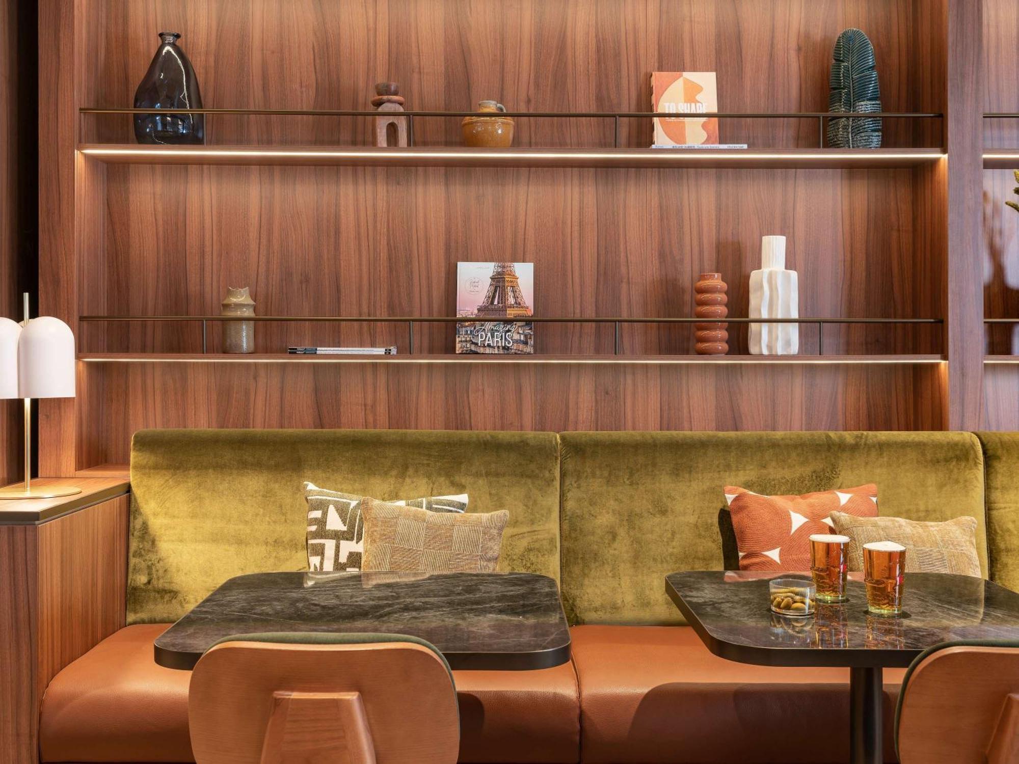 Novotel Paris La Defense Нантер Екстериор снимка