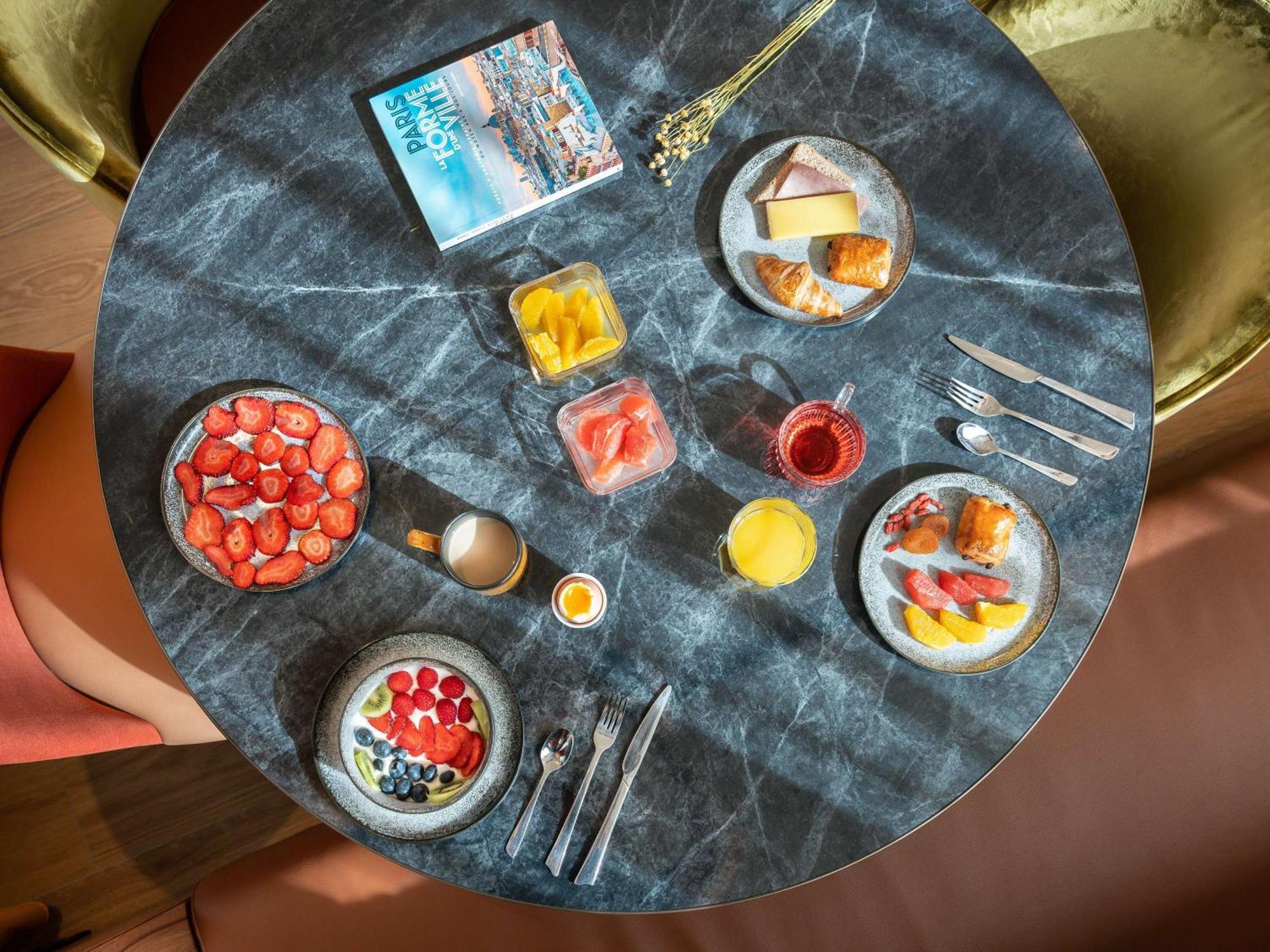 Novotel Paris La Defense Нантер Екстериор снимка