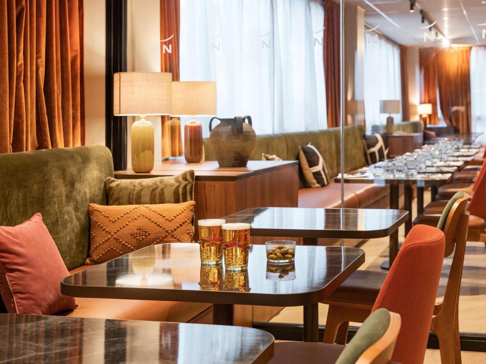 Novotel Paris La Defense Нантер Екстериор снимка