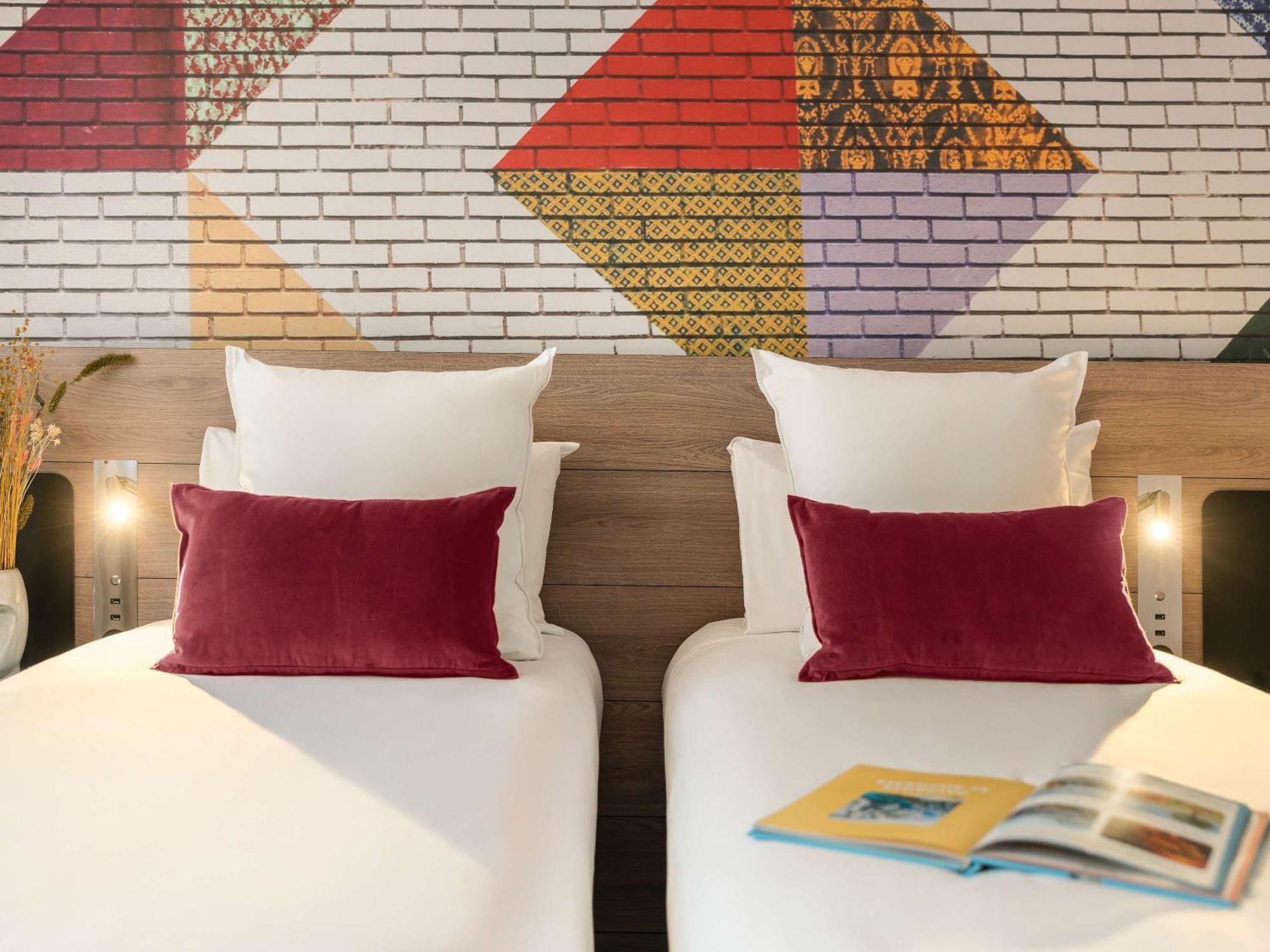 Novotel Paris La Defense Нантер Екстериор снимка