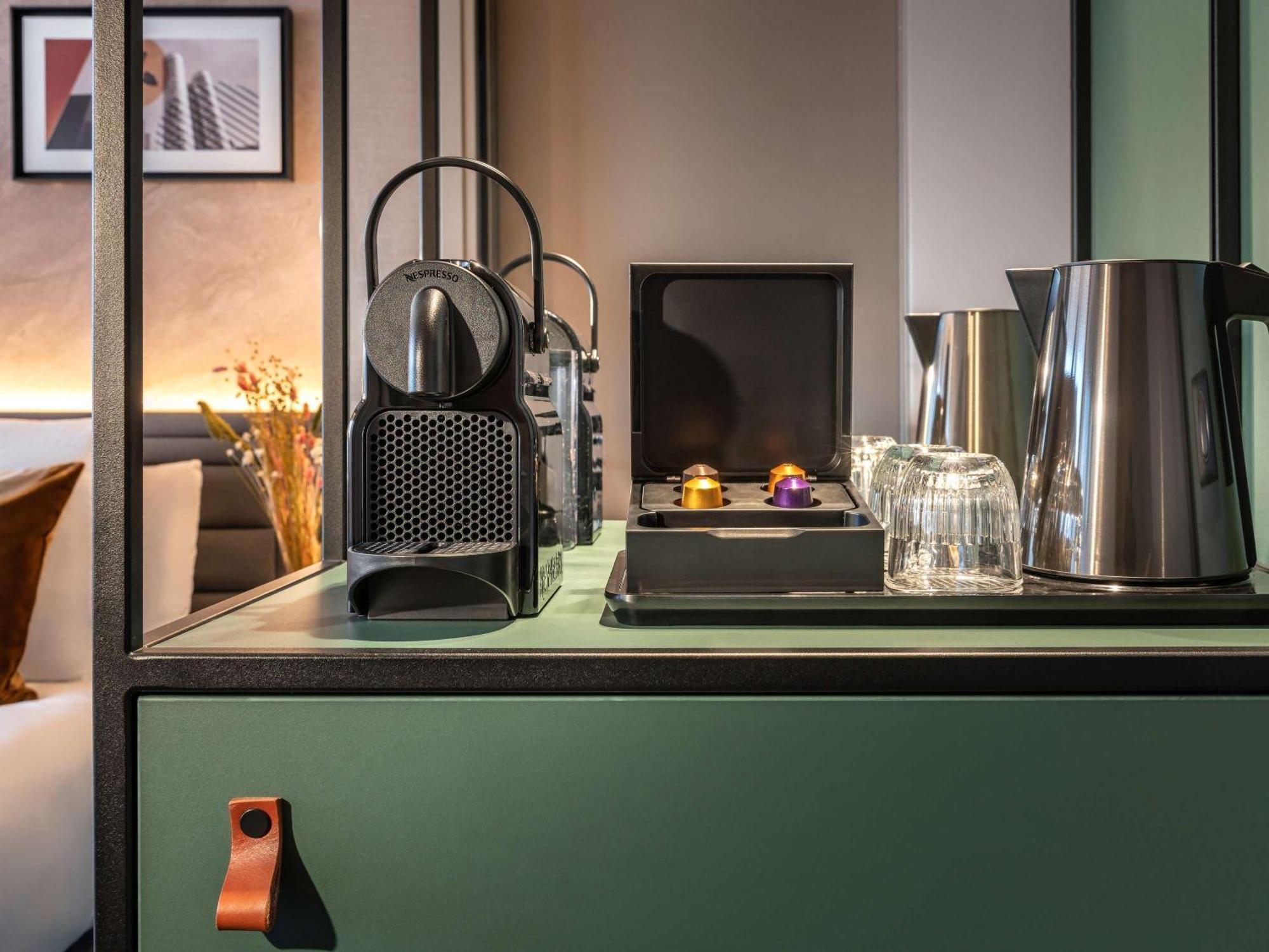 Novotel Paris La Defense Нантер Екстериор снимка